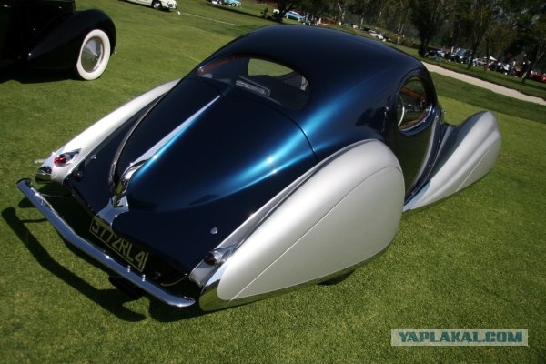Конкурс старинных и эксклюзивных авто
