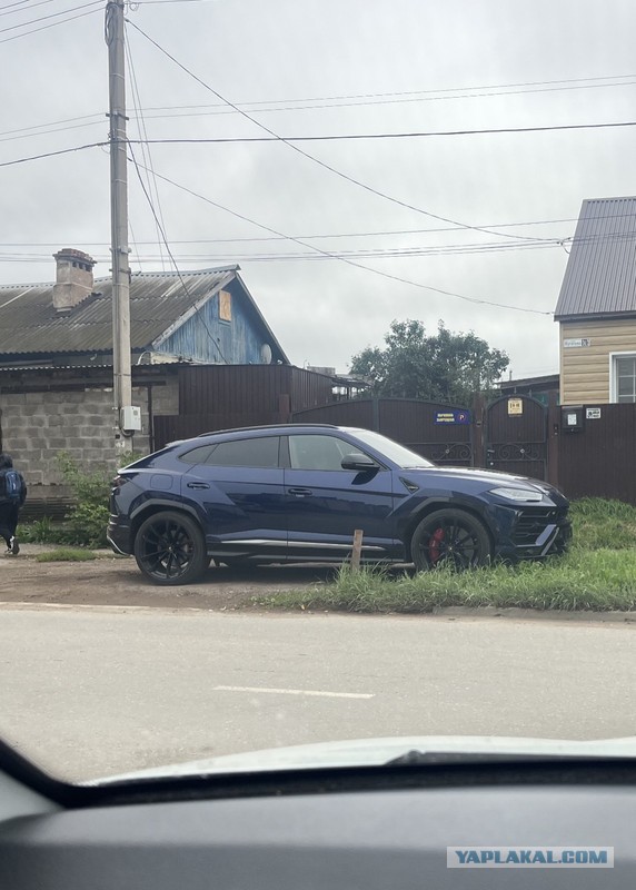 Американец приехал в Россию из США на кастомизированной «Ламборгини»