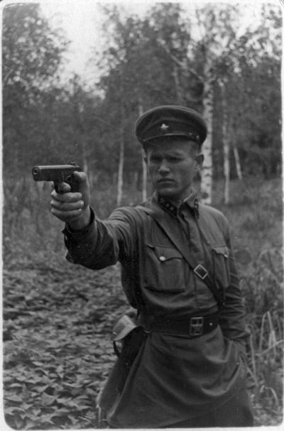Клишас: некоторые «законы военного времени» могут остаться на годы