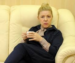 ГАИшники отдают честь BMW с Путиным на капоте