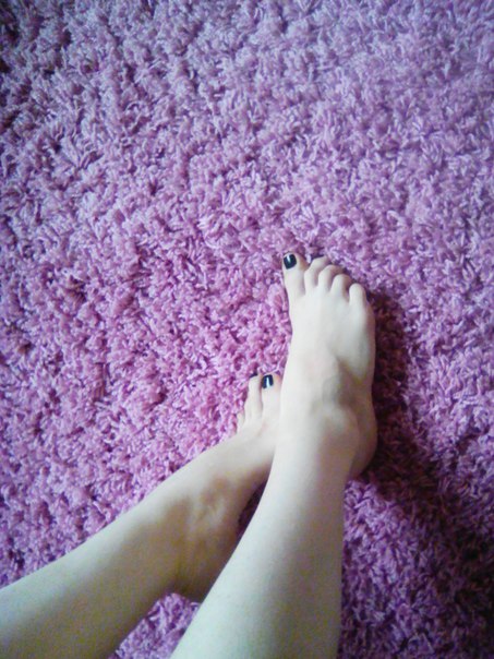 Девушки, которым скучно на работе