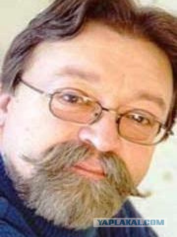 "Памятник воровству и бездарности"