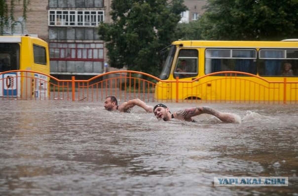 Ливень в Симферополе