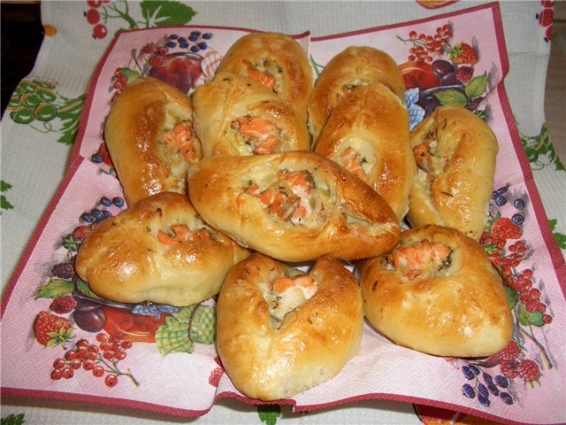 Пирожки с рыбой