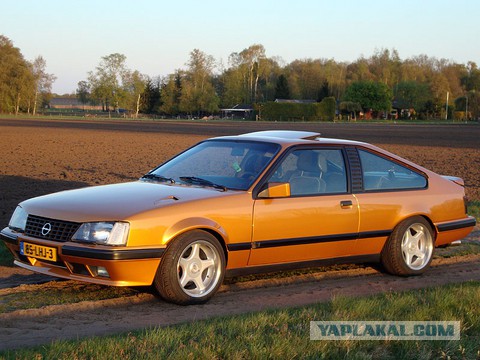 Немецкий 3х литровый рядный шестицилиндровый двигатель