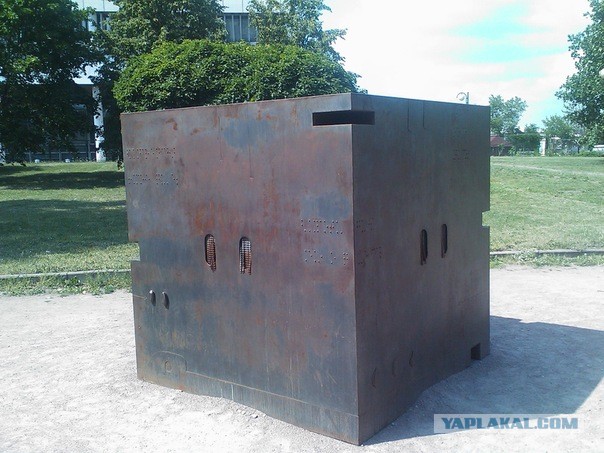 Необычные статуи мира