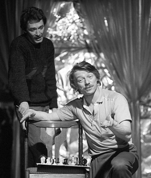 100 фотографий актеров советского кино (еще не замыленных Sh and Ze)