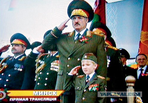 Рунет аплодирует Лукашенко