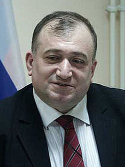 Люди которые вам нравятся.