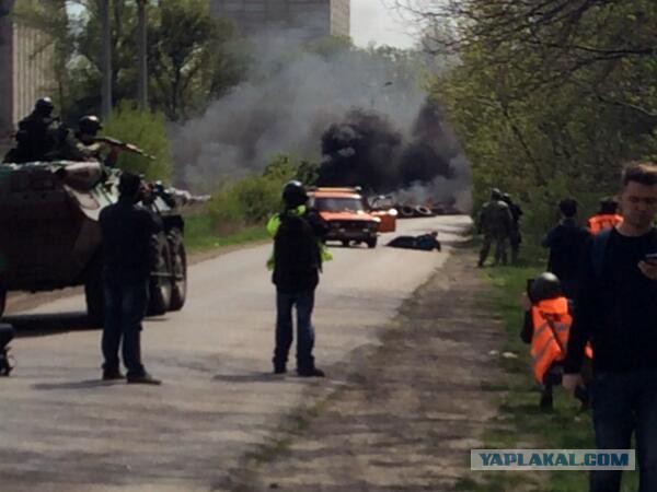 На окраине Славянска началась перестрелка