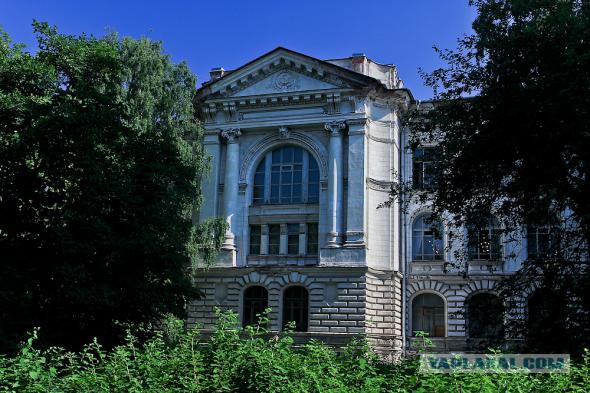 Лаборатория техники высоких напряжений