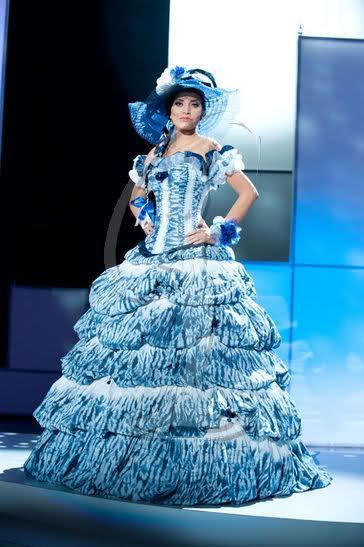 Мисс Вселенная - национальные костюмы 2011