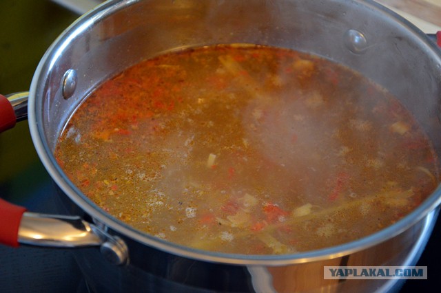 Вкусное обаяние Кулинарии, Повара ЯПа поздравляют милых дам!