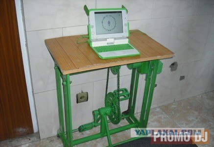 Ноутбук на... пальчиковых батарейках!