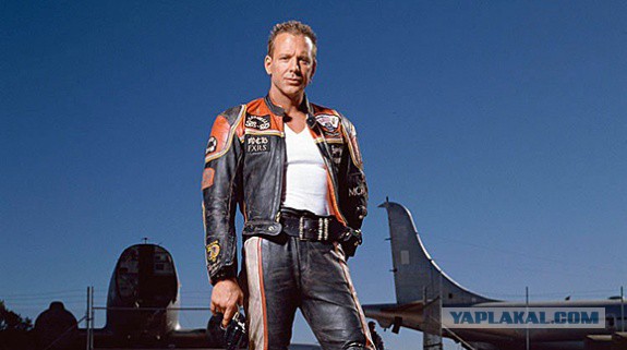 Квартира "Плюшкина" в Лос-Анджелесе, заваленная горами хлама