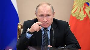 Конгресс США одобрил раздачу 1,9 триллиона долларов американцам: по 1400 долларов на человека