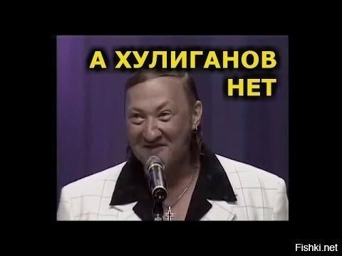 Безбашенный индус шнырял по перекрёстку с мачете, но граждане вызвали копов, которые расстреляли бедолагу