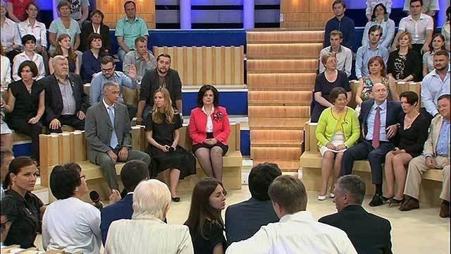 Мария Захарова на ПМЭФ рассказала о «гипотезе пеленания»