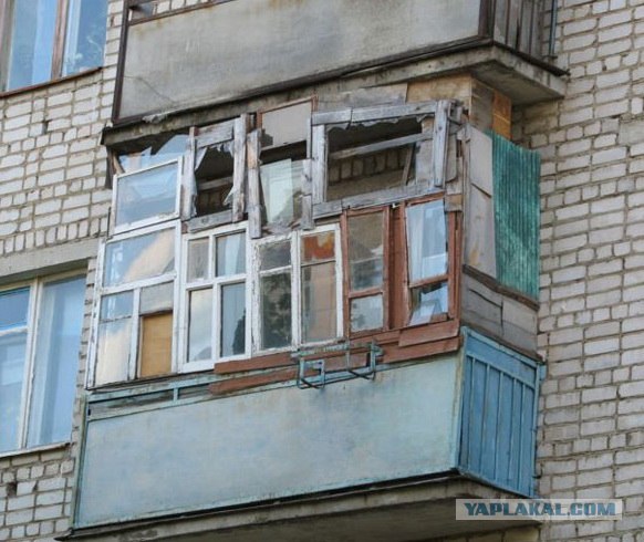 Навел порядок на балконе
