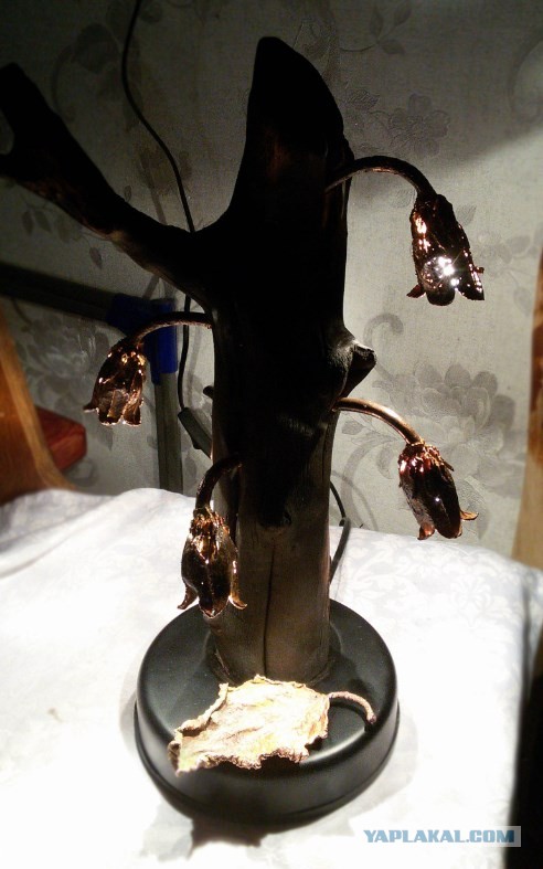 Настольная Лампа "REST" из ствола вишни своими руками