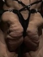 Я не жду, что кто-то рискнёт, или скажет - красивенькая... но может найдется хоть один смелый Яповец!