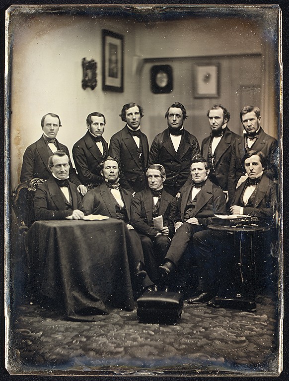 Окно в прошлое: 30 первых фотоснимков, сделанных в 1839 году Джоном Гершелем