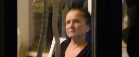 Совсем бабулечка: в Сети прошлись по снимкам Ротару без макияжа и парика
