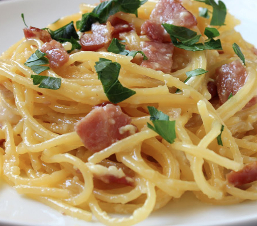 Spaghettoni Carbonara. Паста "Карбонара"