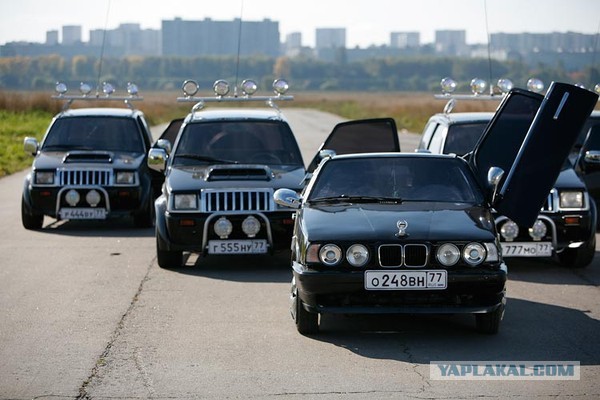 Автомобилист продает тюнингованную «копейку»