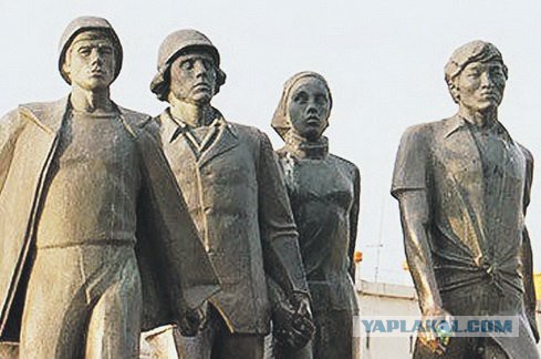 Какие прозвища дают памятникам в России