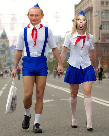 Белый плащ