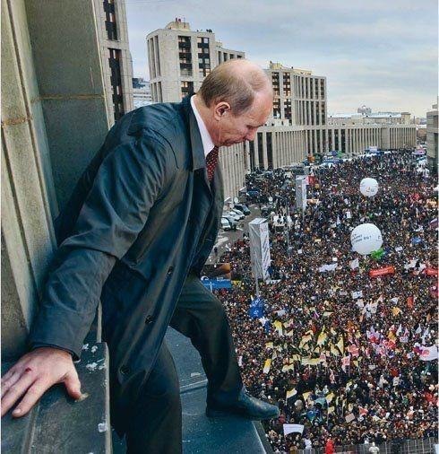 Что скрыли за часами Пескова