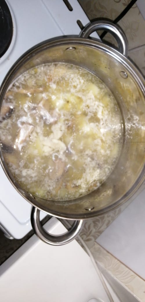 Грибной суп с гренками