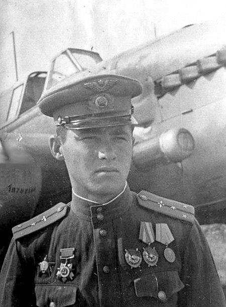 Люди в авиации. Асы штурмовики и бомбардировщики советских ВВС.