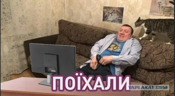 Офисные работницы