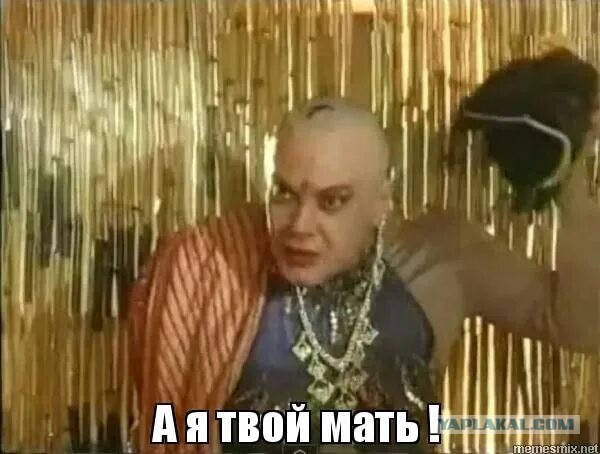 Житель Севастополя сломал руку парикмахерше из-за новой прически жены.