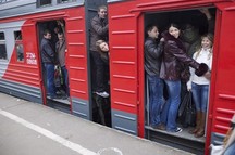Закройте, а то дует