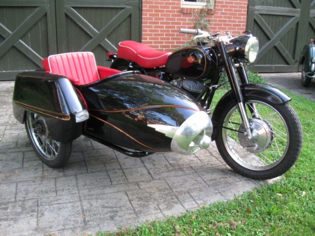 Jawa 80 года с люлькой