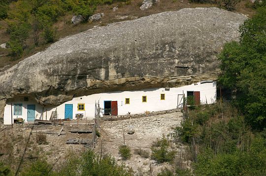Древние государства и пещерные города Крыма