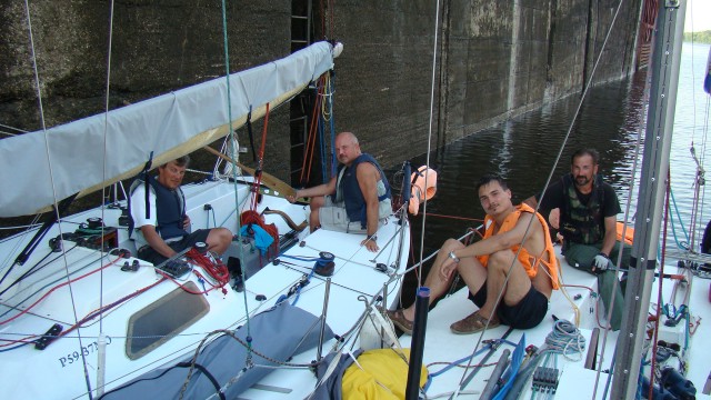 Трое в лодке