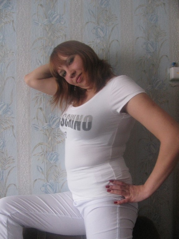 Давай я тебя ещё вот в этой позе сфоткаю