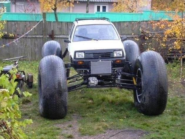 В Россию вернутся забытые автобренды - "Волга" и "Ока"