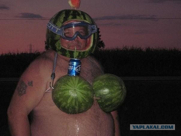 Не совсем здоровые люди из соцсетей....