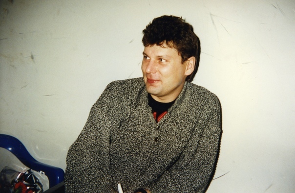 15 фото о том, как выглядели российские знаменитости в 1990-х