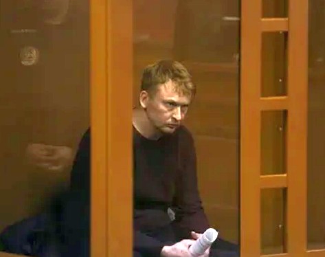 Лихач сбил двух пешеходов