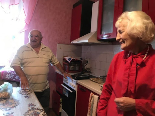Зеленский приехал в родной город "Кривбасс, папа, мама"