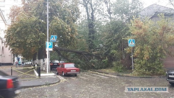 В Ростовской области бушует ураган