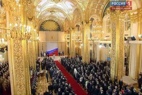 21 фото о том, что бывает, когда ты Людовик XIV, но вынужден жить в хрущёвке