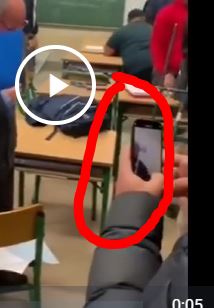 Пожилого учителя-француза «ученики-французы» довели до ручки и старик заплакал.