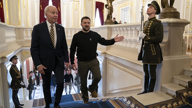 Франция призвала КНР следовать принципу невмешательства относительно Украины